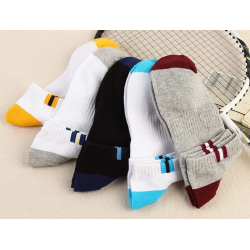 جوارب رجالية قطنية قصيرة قابلة للتهوية غير مرئية مضادة للبكتيريا مناسبة للارتداء الرياضي غير الرسمي في فصل الربيع