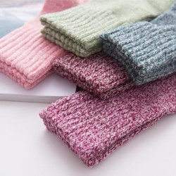 5 أزواج من الجوارب الشتوية الحرارية النسائية جوارب نسائية سميكة محبوكة دافئة ومريحة من الصوف والقطن بتصميم كلاسيكي