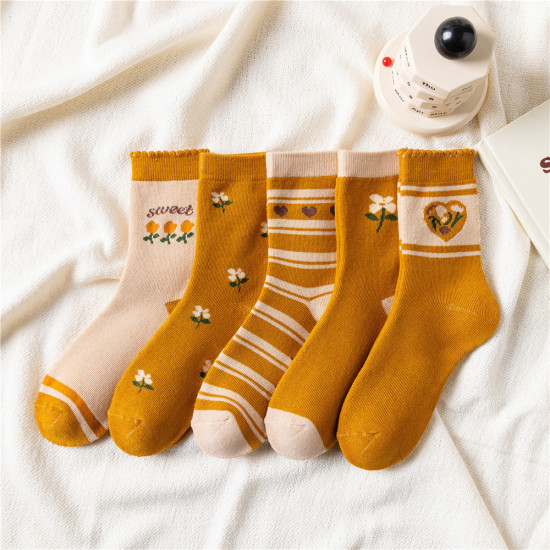 5 Pairs Per Set Korean Style Women Socks Custom Autumn Winter Flower Stripes Cute Warm Breathable Mid-Tube Terry Socks
