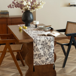 Vintage Style Roses Design Printed Home Decor Kitchen Table Runner Super Soft Touch Washable Table Runner for Living Room